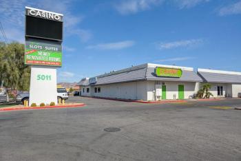 Siegel Slots and Suites (No Resort Fees)